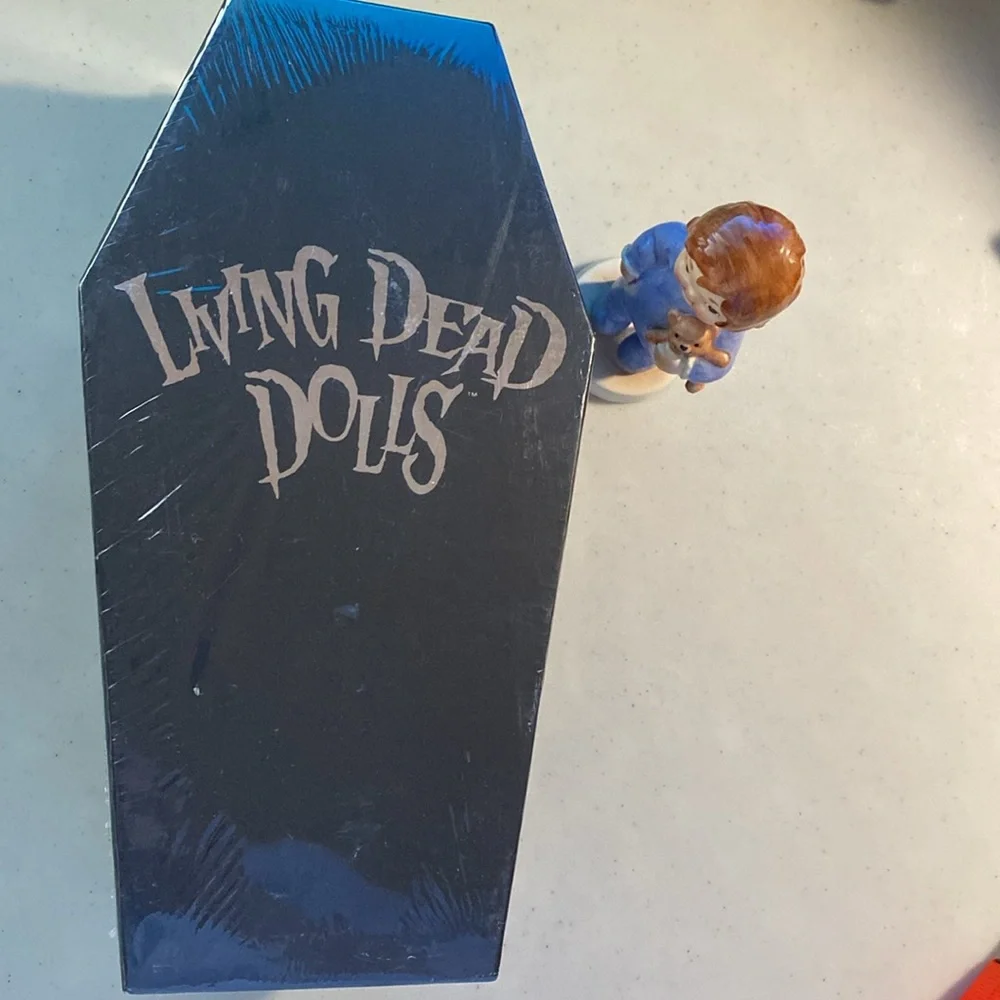 Living Dead Doll Banshee Series 27 16th Anniversary